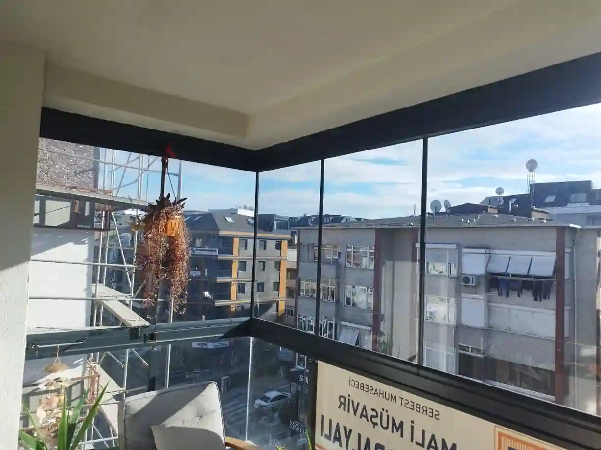 Küçükçekmece sürme cam balkon
